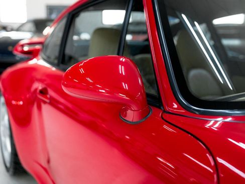 Used 1998 Porsche 911 Carrera image 22