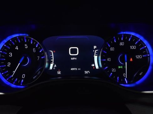 Certified 2025 Chrysler Pacifica Select image 25