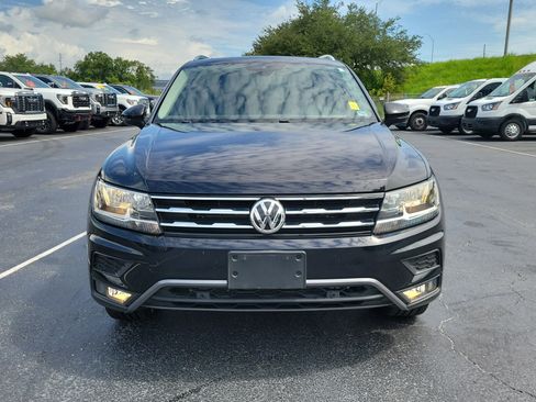 Used 2021 Volkswagen Tiguan SEL w/ 3rd Row Seat Package AWD/4WD image 2