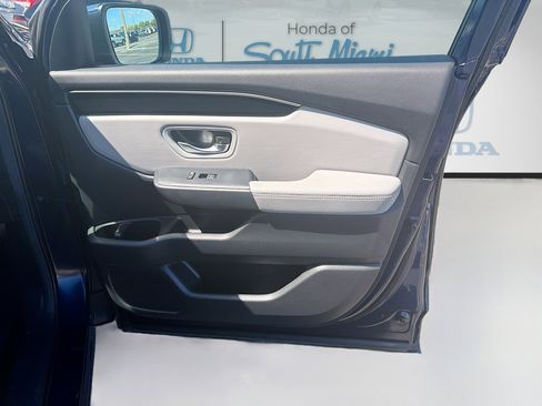 Certified 2024 Honda Pilot EX-L image 33