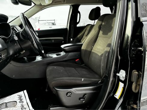 Used 2019 Dodge Durango SXT image 12