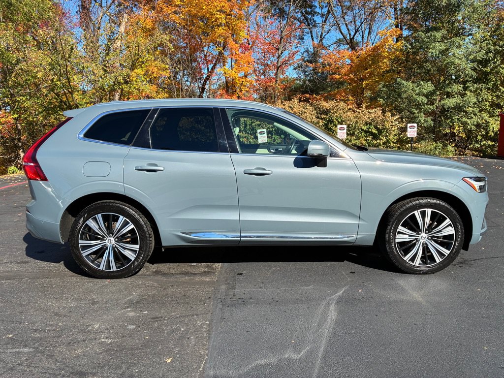 Used 2022 Volvo XC60 B5 Inscription w/ Advanced Package AWD/4WD image 6