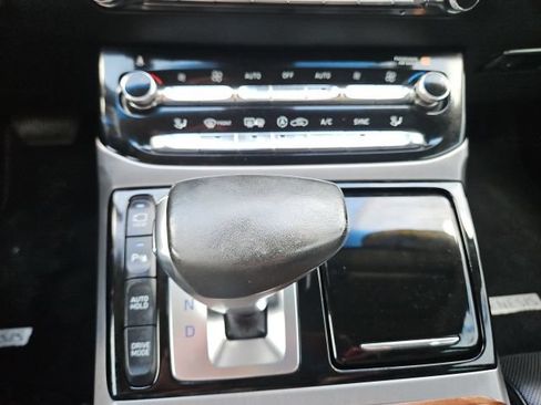 Used 2017 Genesis G90 3.3T Premium AWD/4WD image 30
