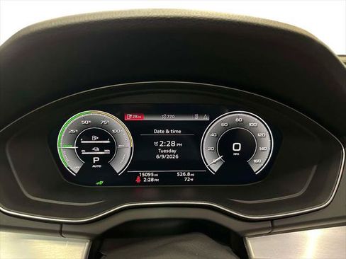 Certified 2023 Audi Q5 e Prestige AWD/4WD image 10