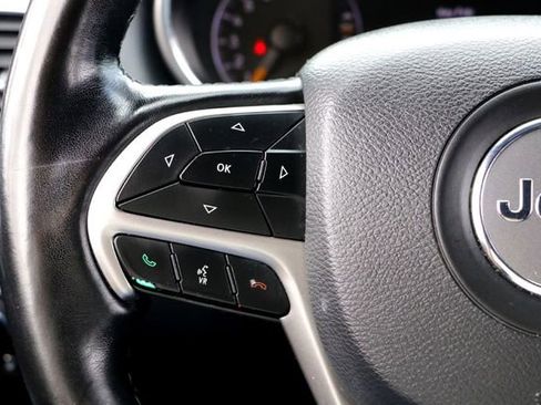 Used 2020 Jeep Grand Cherokee Limited image 14