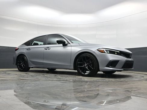 Used 2024 Honda Civic Sport image 25