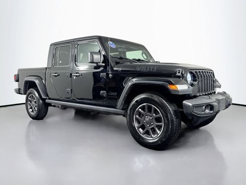 Used 2022 Jeep Gladiator Willys image 3