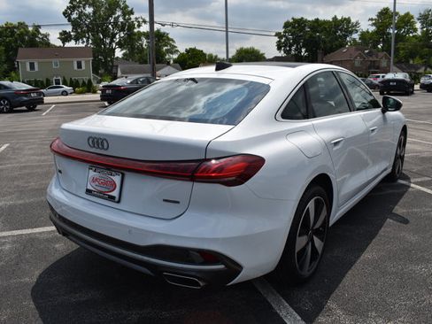 Used 2025 Audi A5 2.0T Premium Plus w/ Premium Plus AWD/4WD image 7