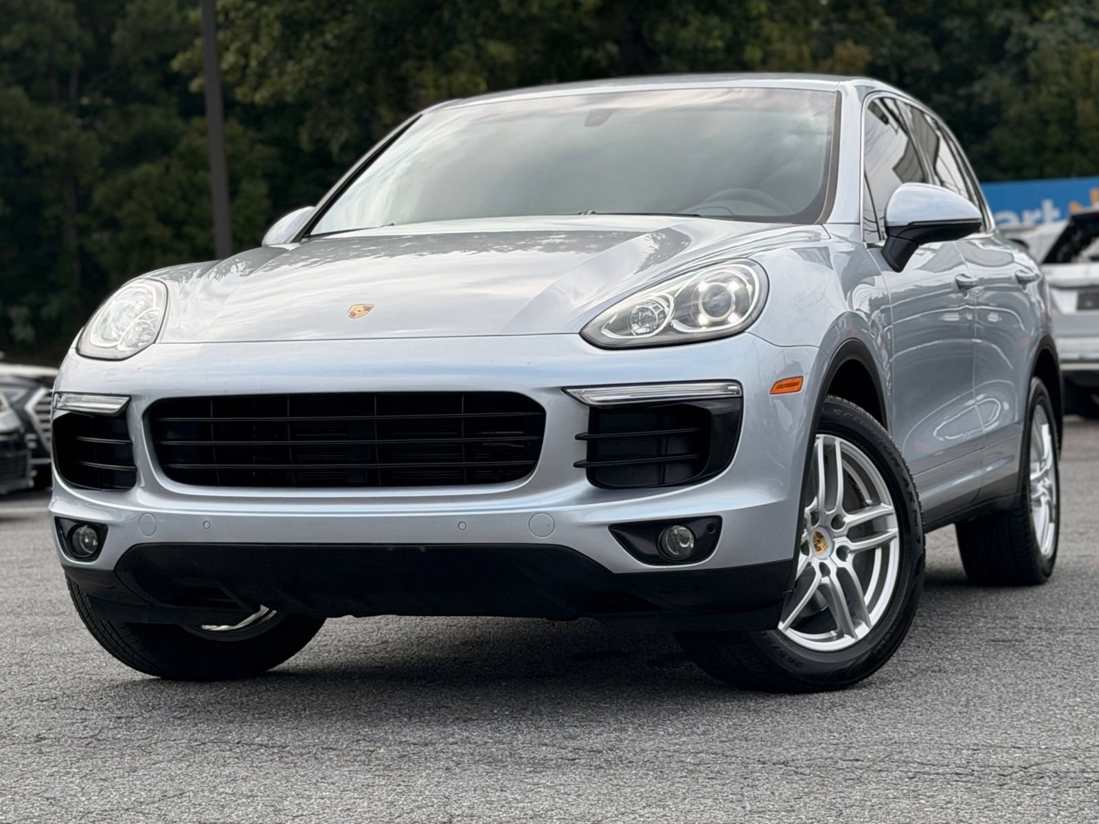 Used 2018 Porsche Cayenne AWD/4WD image 1