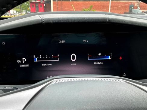 Certified 2025 Nissan Murano SV AWD/4WD image 13