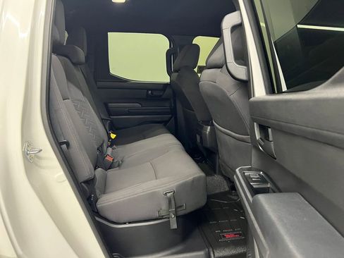 Used 2025 Toyota Tacoma SR5 image 24