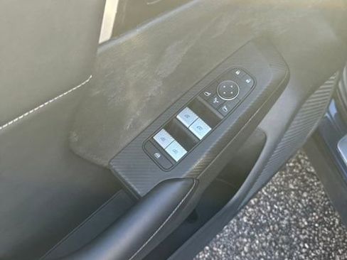 Used 2024 Mitsubishi Outlander SE image 18