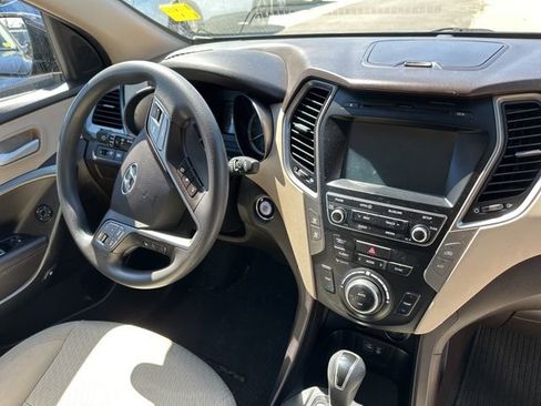 Used 2018 Hyundai Santa Fe Sport w/ 2.4L Value Package 02 AWD/4WD image 8