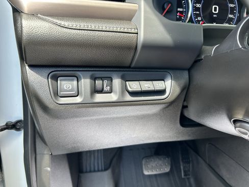 Used 2023 GMC Acadia Denali AWD/4WD image 25