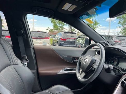 Used 2021 Toyota Venza Limited w/ Advanced Technology Package AWD/4WD image 38