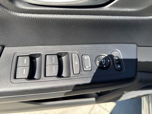 Used 2023 Honda CR-V Sport image 14