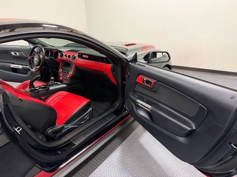 Used 2015 Ford Mustang GT w/ GT Performance Package RWD image 10