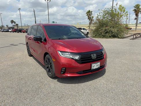 Used 2023 Honda Odyssey Sport image 1