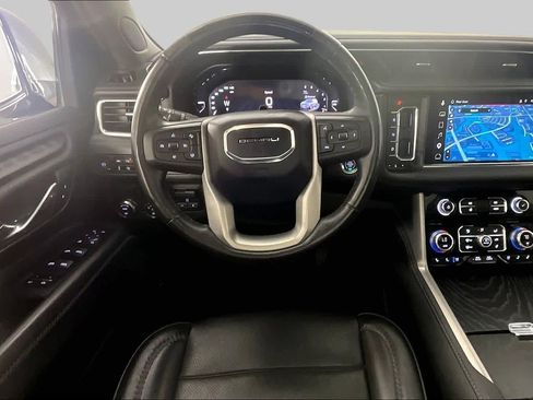 Used 2023 GMC Yukon Denali w/ Denali Reserve Package RWD image 6