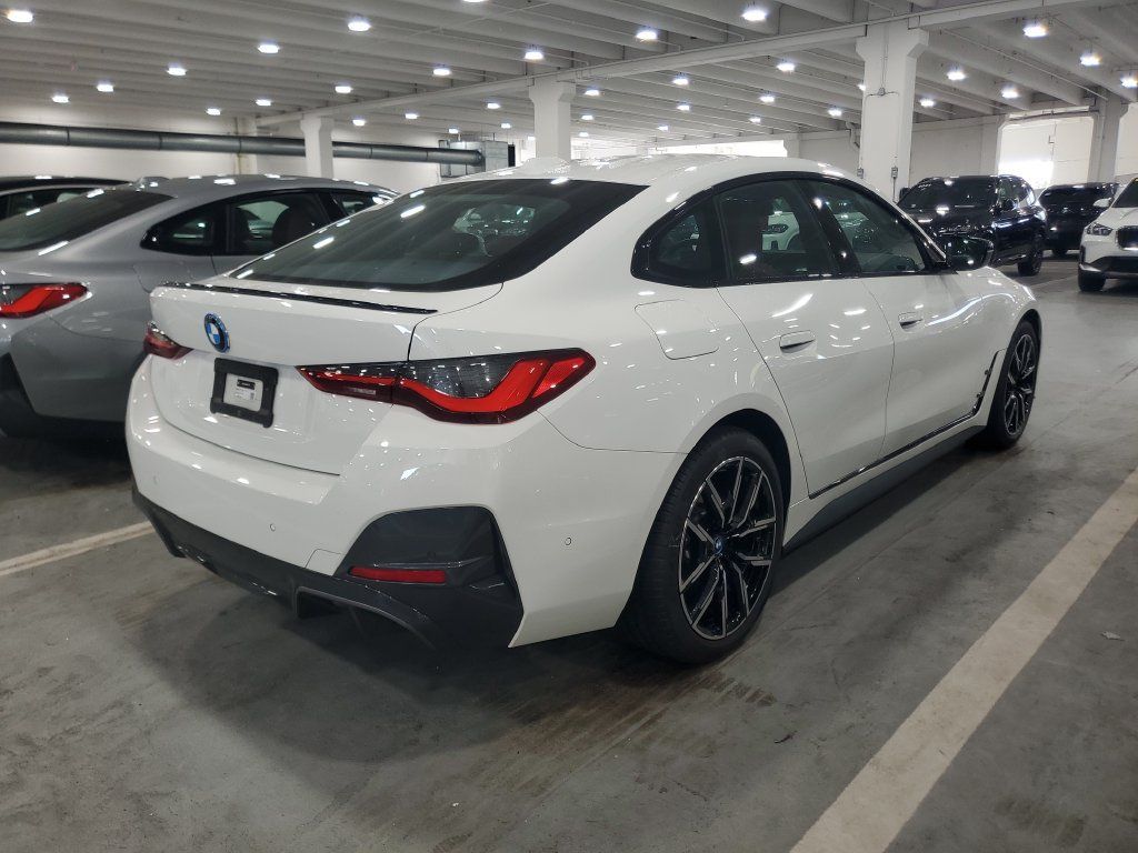 Certified 2024 BMW i4 eDrive35 w/ M Sport Package RWD image 3