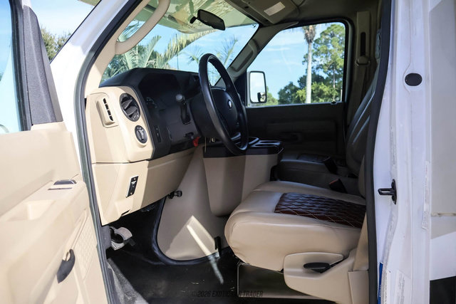 Used 2017 Ford E-450 and Econoline 450 Super Duty w/ Motorhome Prep Package RWD image 59