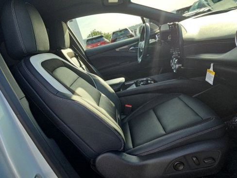 Used 2024 Chevrolet Blazer EV LT image 27