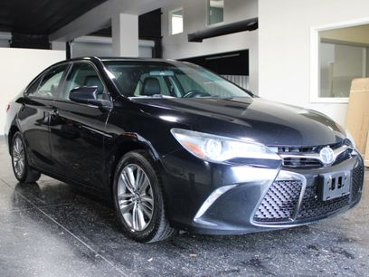 Used 2017 Toyota Camry SE