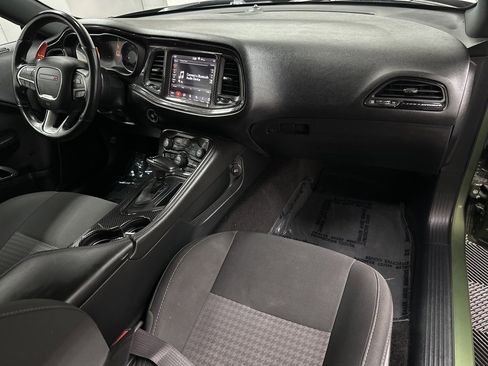 Used 2019 Dodge Challenger R/T Scat Pack w/ Widebody Package image 11