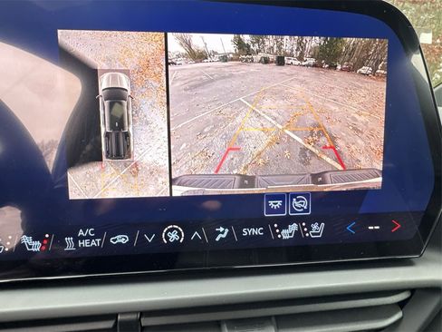 New 2025 Chevrolet Silverado EV LT image 26