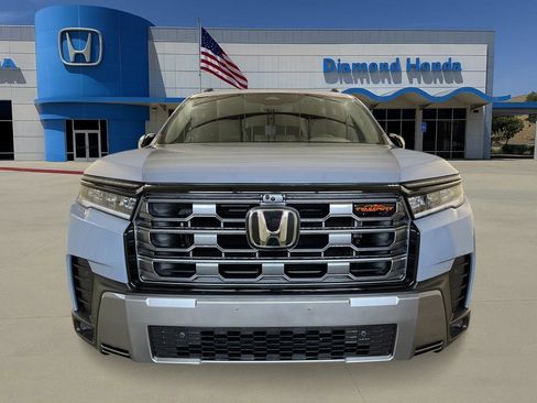 New 2026 Honda Pilot TrailSport image 10