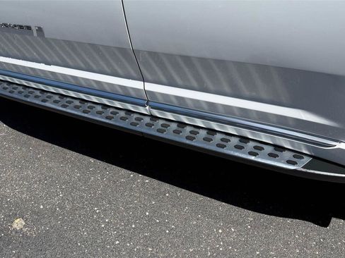 Used 2022 Jeep Grand Cherokee L Summit AWD/4WD image 43