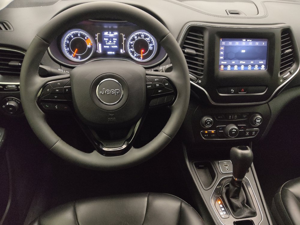 Used 2020 Jeep Cherokee Latitude Plus FWD image 22