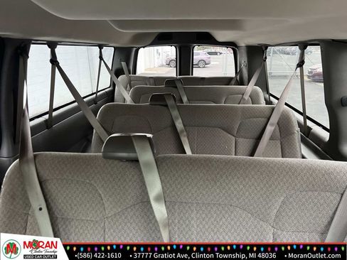 Used 2017 Chevrolet Express 3500 LT w/ LT Preferred Equipment Group image 27