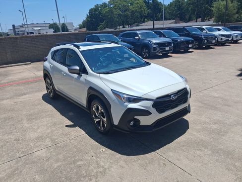 Used 2025 Subaru Crosstrek 2.5i Premium AWD/4WD image 6