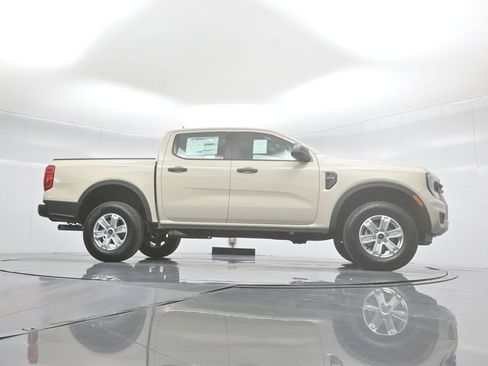 New 2025 Ford Ranger XL image 3
