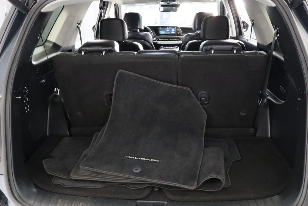 Used 2021 Hyundai Palisade Limited w/ Cargo Package FWD image 38