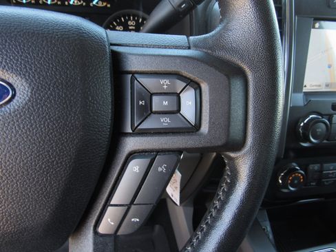 Used 2019 Ford F150 XLT w/ Equipment Group 302A Luxury AWD/4WD image 20
