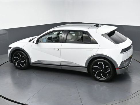 Used 2024 Hyundai Ioniq 5 Limited image 48