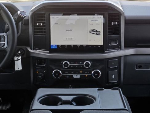 Used 2025 Ford F150 XLT w/ Equipment Group 301A Standard image 19