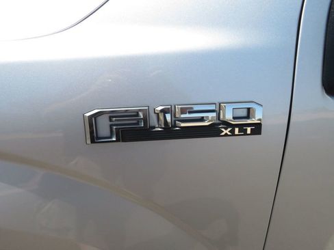 Used 2017 Ford F150 XLT w/ Equipment Group 302A Luxury AWD/4WD image 13