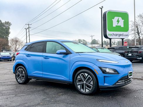 Used 2023 Hyundai Kona SEL w/ Cargo Package image 4