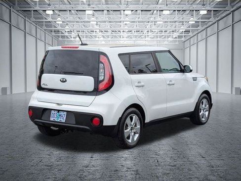 Used 2018 Kia Soul FWD image 5