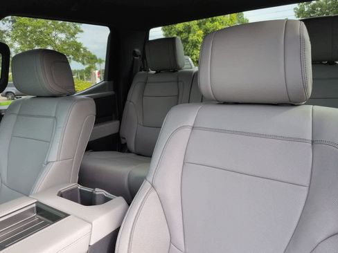 Certified 2026 Toyota Tundra Limited AWD/4WD image 8