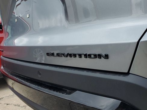 New 2027 GMC Terrain Elevation w/ Black Edition FWD image 9