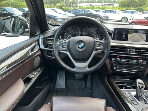 Used 2018 BMW X5 xDrive50i AWD/4WD image 45