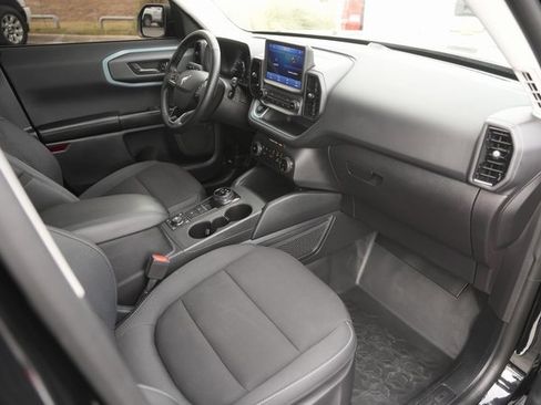 Used 2024 Ford Bronco Sport Badlands image 17