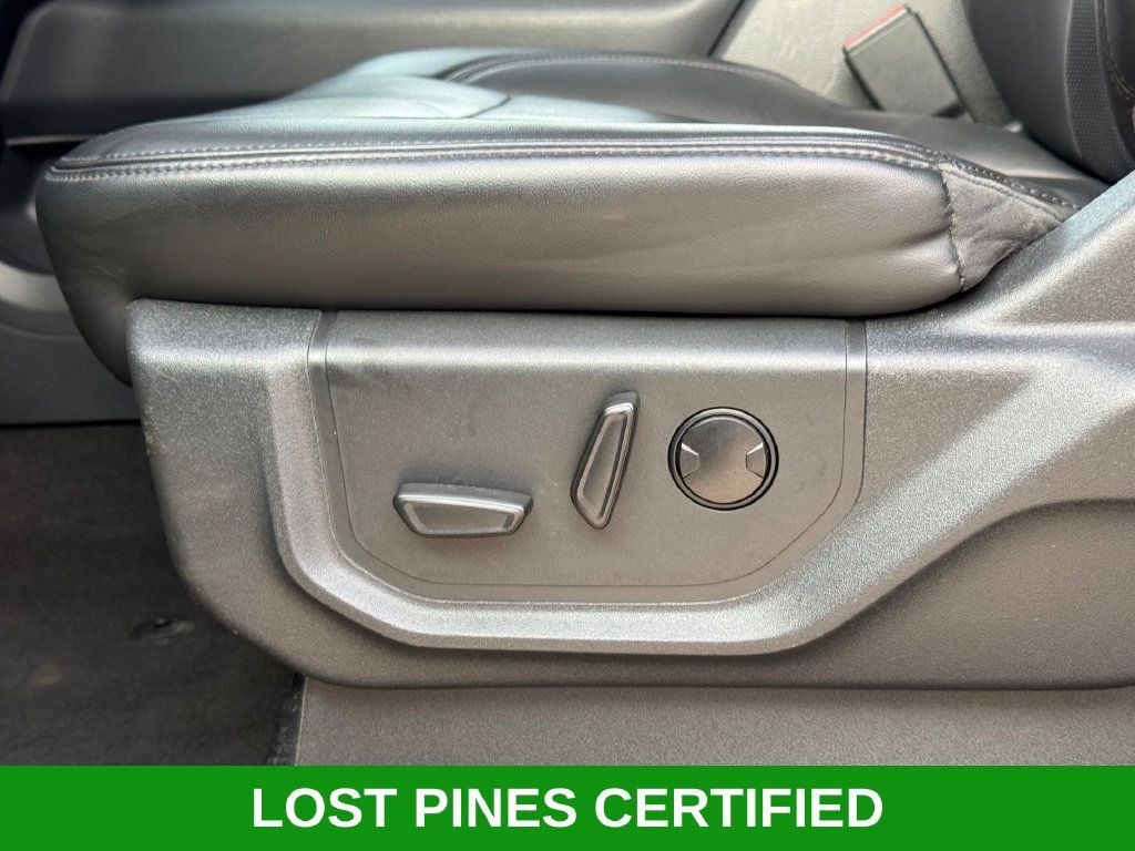 Used 2024 Ford Expedition XLT AWD/4WD image 10