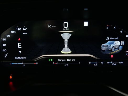 Used 2023 GMC Yukon Denali AWD/4WD image 35