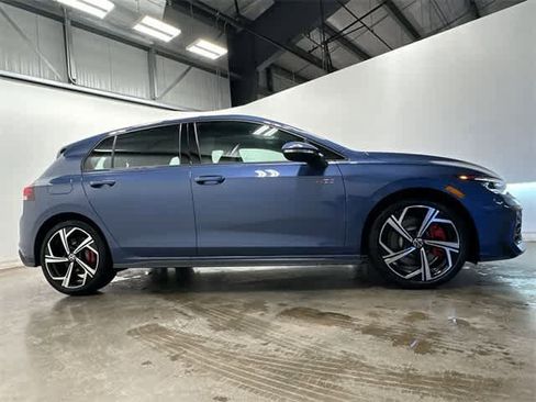 New 2026 Volkswagen GTI SE image 3