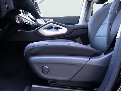 Certified 2026 Mercedes-Benz GLE 350 4MATIC image 40